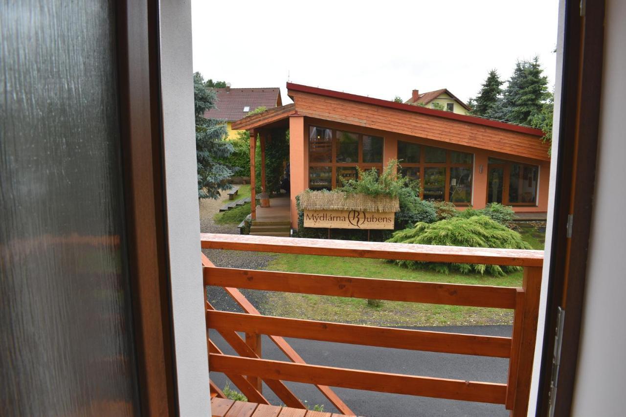 Apartman Ruzak Ruzova 외부 사진